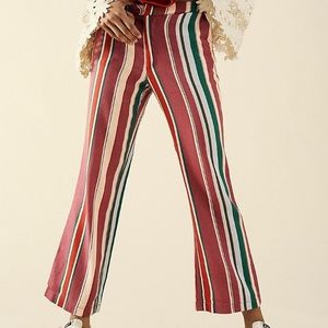 FREE PEOPLE La Paz Slim Crop Pants 
SIZE 4
Brand new with tag